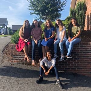 Meet your Posher, Emma